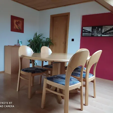Haus Rosa * Nüdlingen